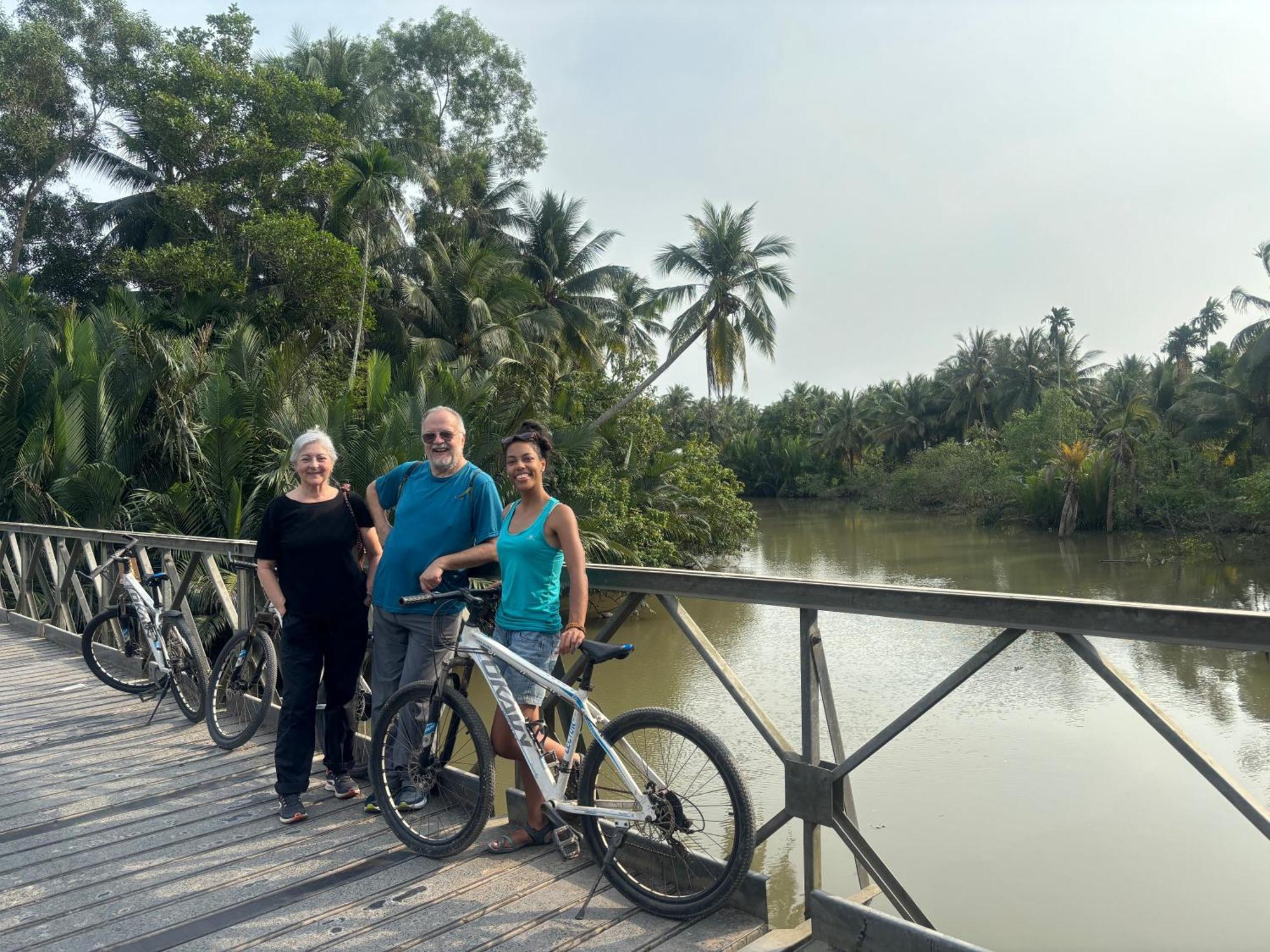 Homestay Bentre Coco Lodge Ben Tre Екстер'єр фото
