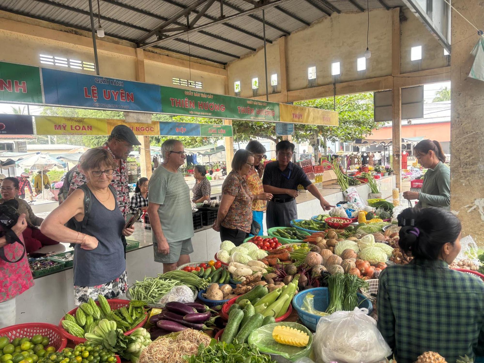 Homestay Bentre Coco Lodge Ben Tre Екстер'єр фото