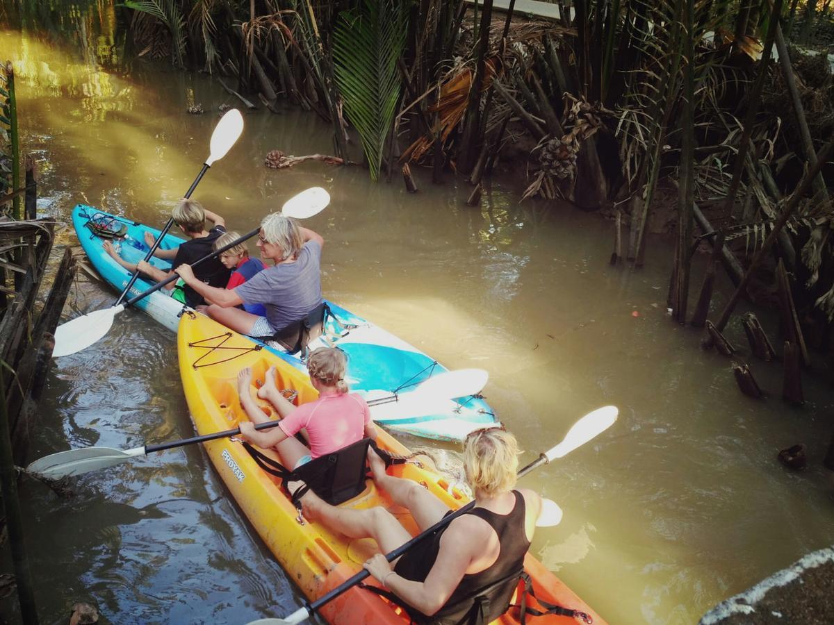 Homestay Bentre Coco Lodge Ben Tre Екстер'єр фото